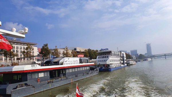 bratislava69.jpg