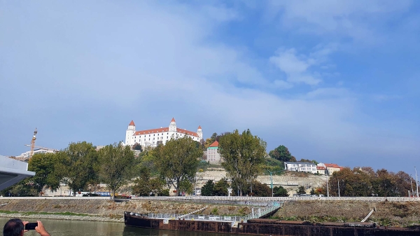 bratislava77.jpg