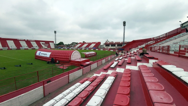 losandes004~0.jpg