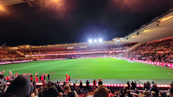 leeds002.jpg