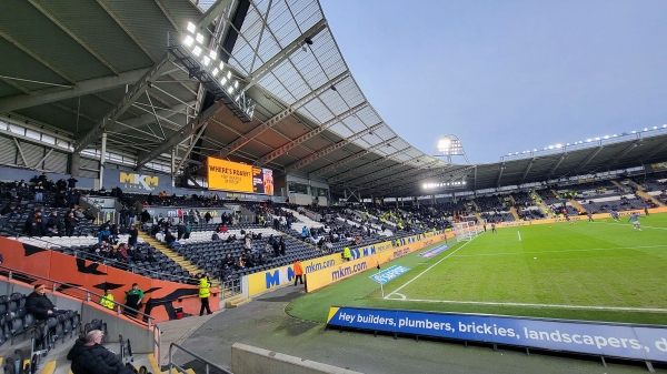 hull017.jpg