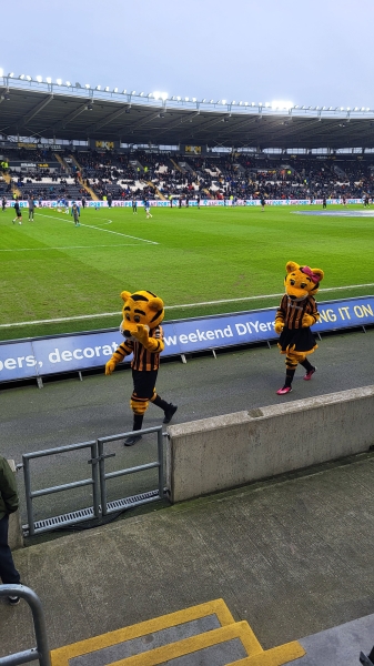 hull018.jpg
