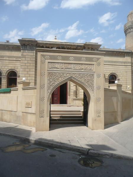 P1020920_450x600.JPG